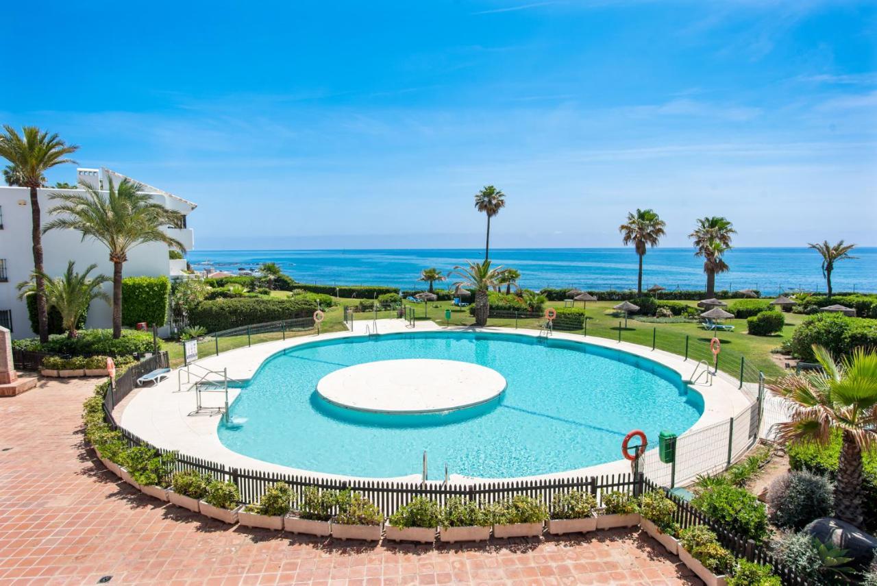 Frontline Beach Apartment Miraflores Sitio de Calahonda Exteriér fotografie