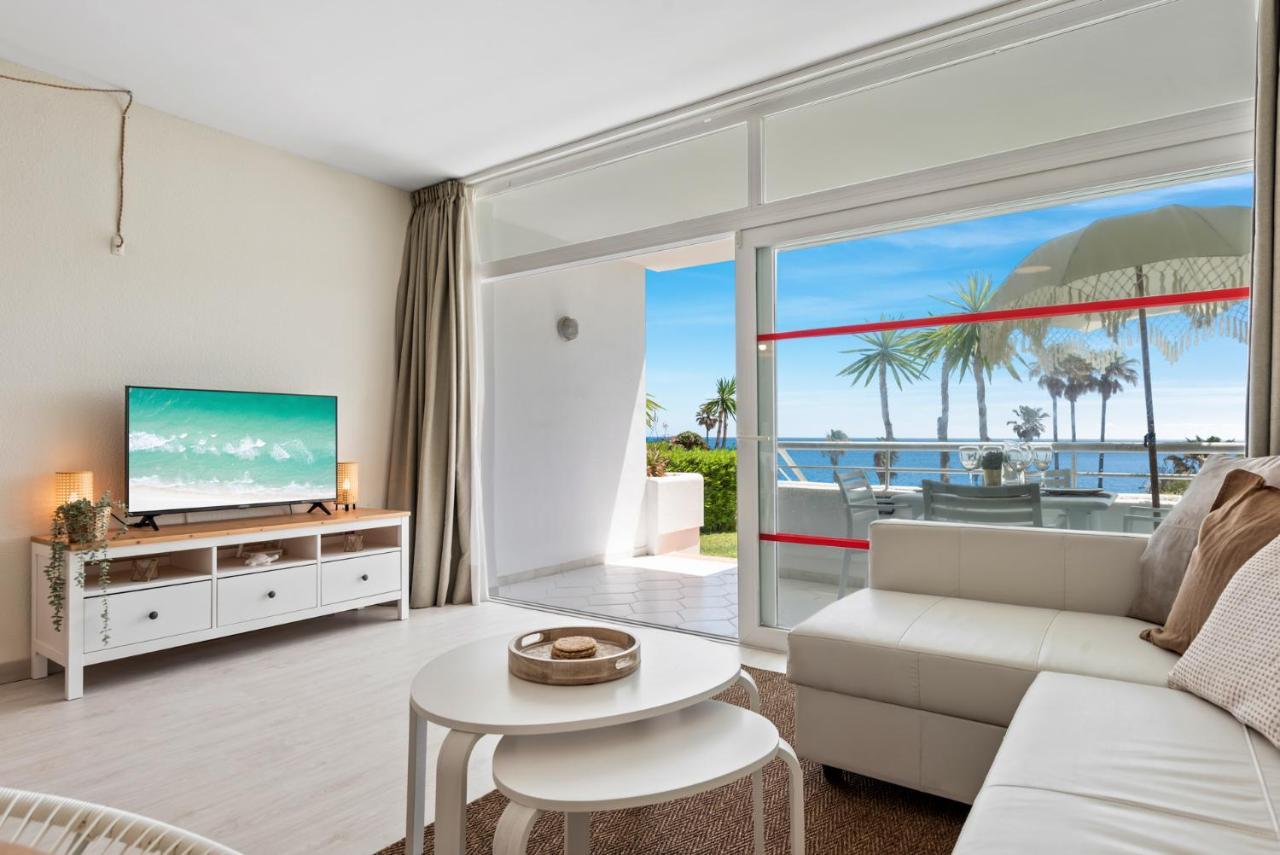 Frontline Beach Apartment Miraflores Sitio de Calahonda Exteriér fotografie