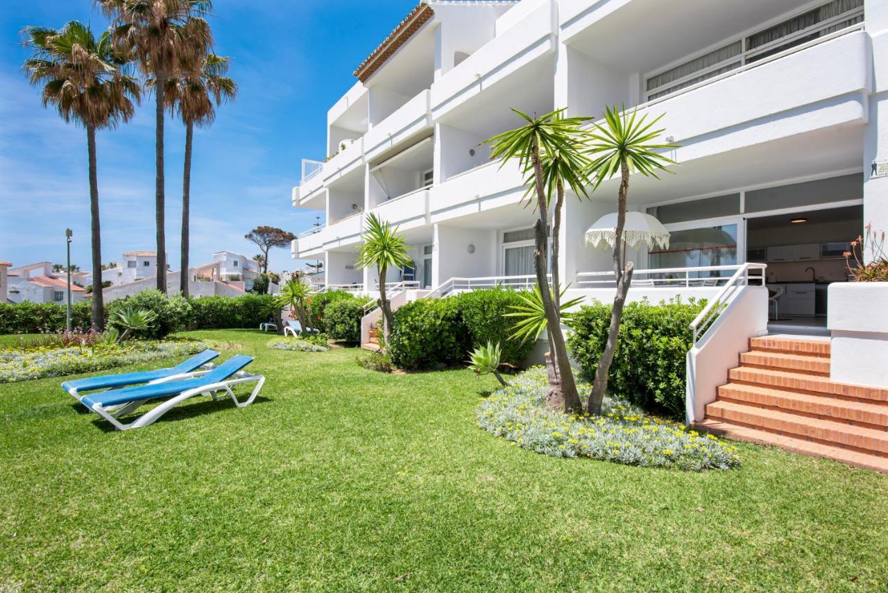 Frontline Beach Apartment Miraflores Sitio de Calahonda Exteriér fotografie
