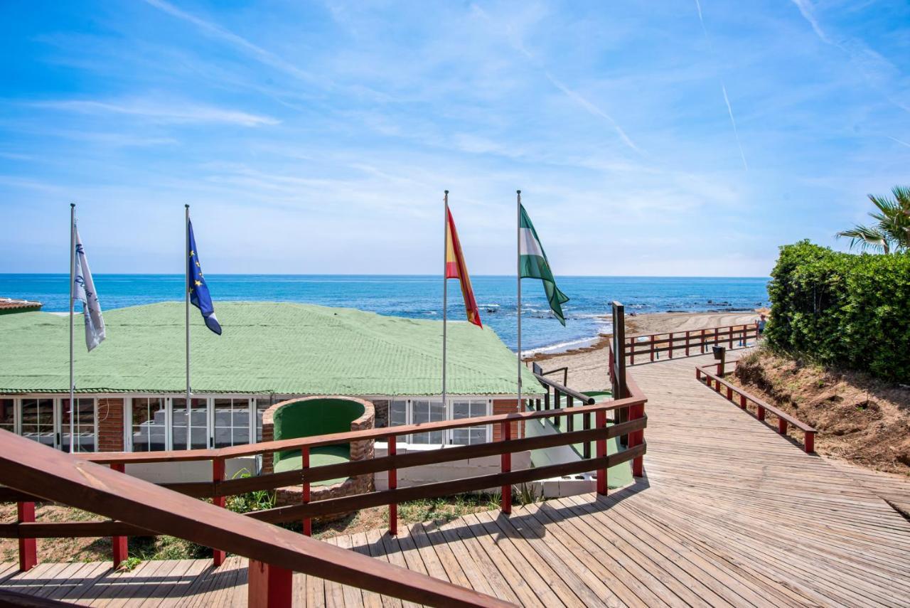 Frontline Beach Apartment Miraflores Sitio de Calahonda Exteriér fotografie